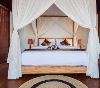 One bedroom with pool D`nusa 