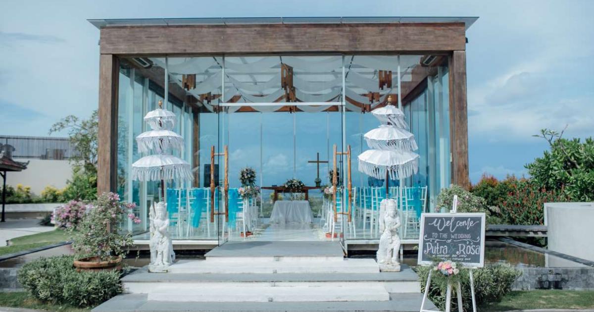 Four Point Ungasan Chapel Wedding - Bali Shuka Four Point Ungasan Chapel Wedding - Bali Shuka